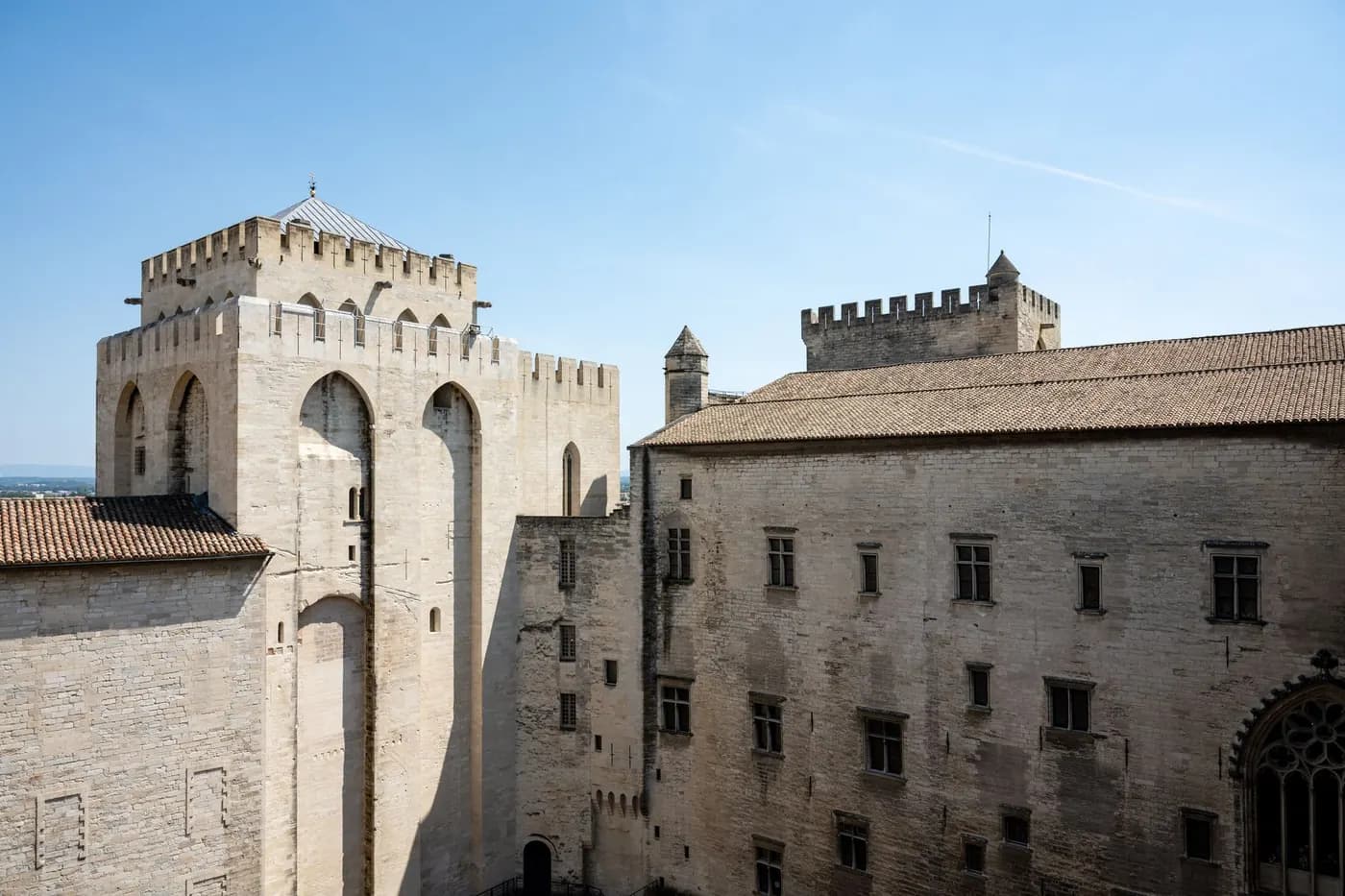 أمسية في قصر البابوات في Avignon