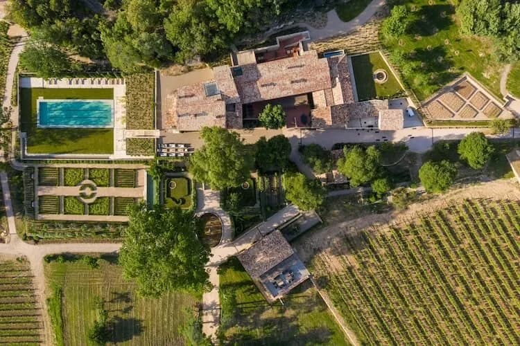 Vue extérieure de Villa des Genêts, Var, domaine privatif pour groupes dans son écrin de verdure, Var, north of Toulon