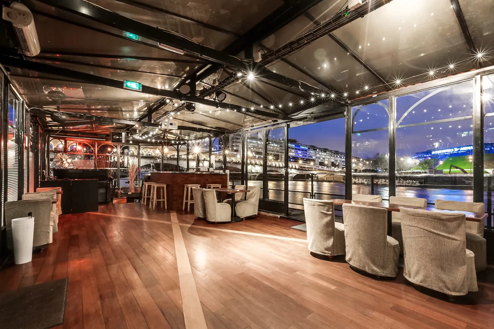 Le Kiosque Flottant, group dining and private event venue in Paris 13e, Paris