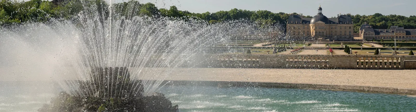 Water jet of the grand fountain in front of the gardens of Vaux-le-Vicomte, France