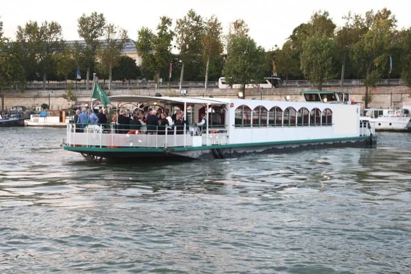 La Guêpe Buissonnière, group dining and private event venue in Paris 7e, Paris – reception setup