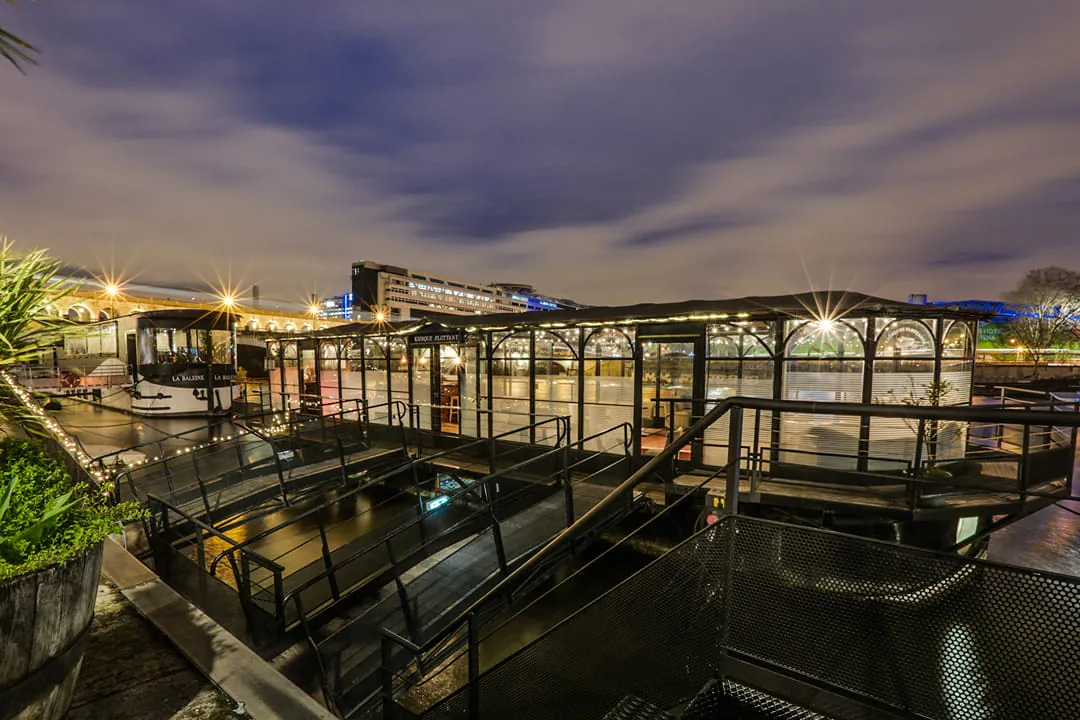 Le Kiosque Flottant, restaurant pour dîners d'entreprise et événements privés – Paris 13e, Paris – configuration réception