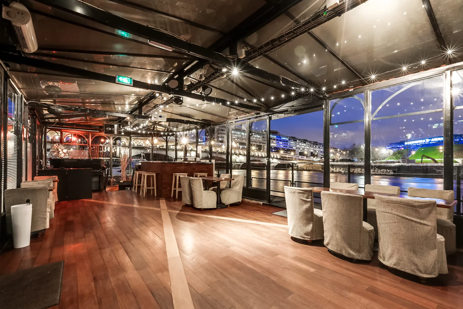 Le Kiosque Flottant, restaurant pour dîners d'entreprise et événements privés – Paris 13e, Paris