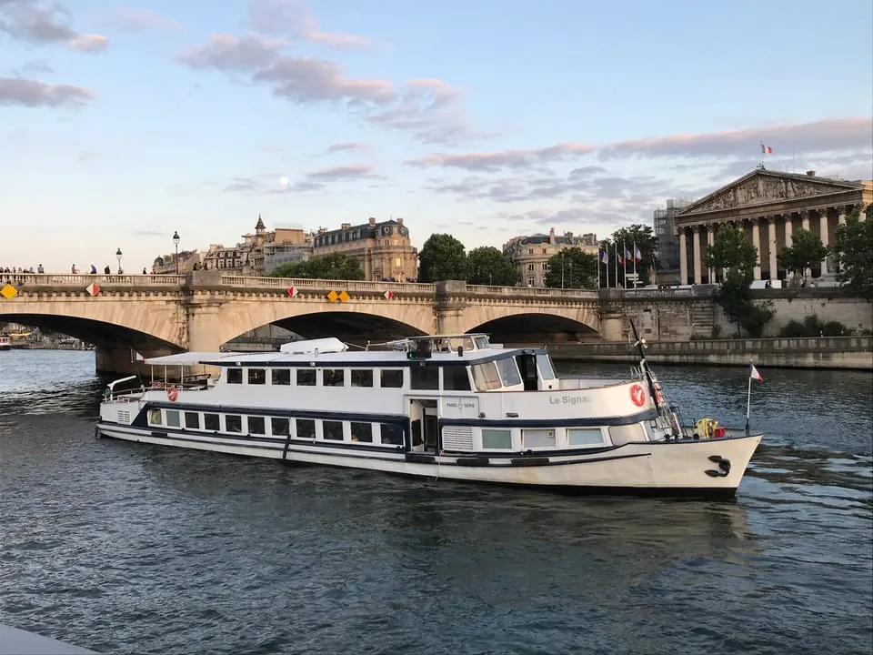 Le Signac, group dining and private event venue in Paris 7e, Paris – reception setup