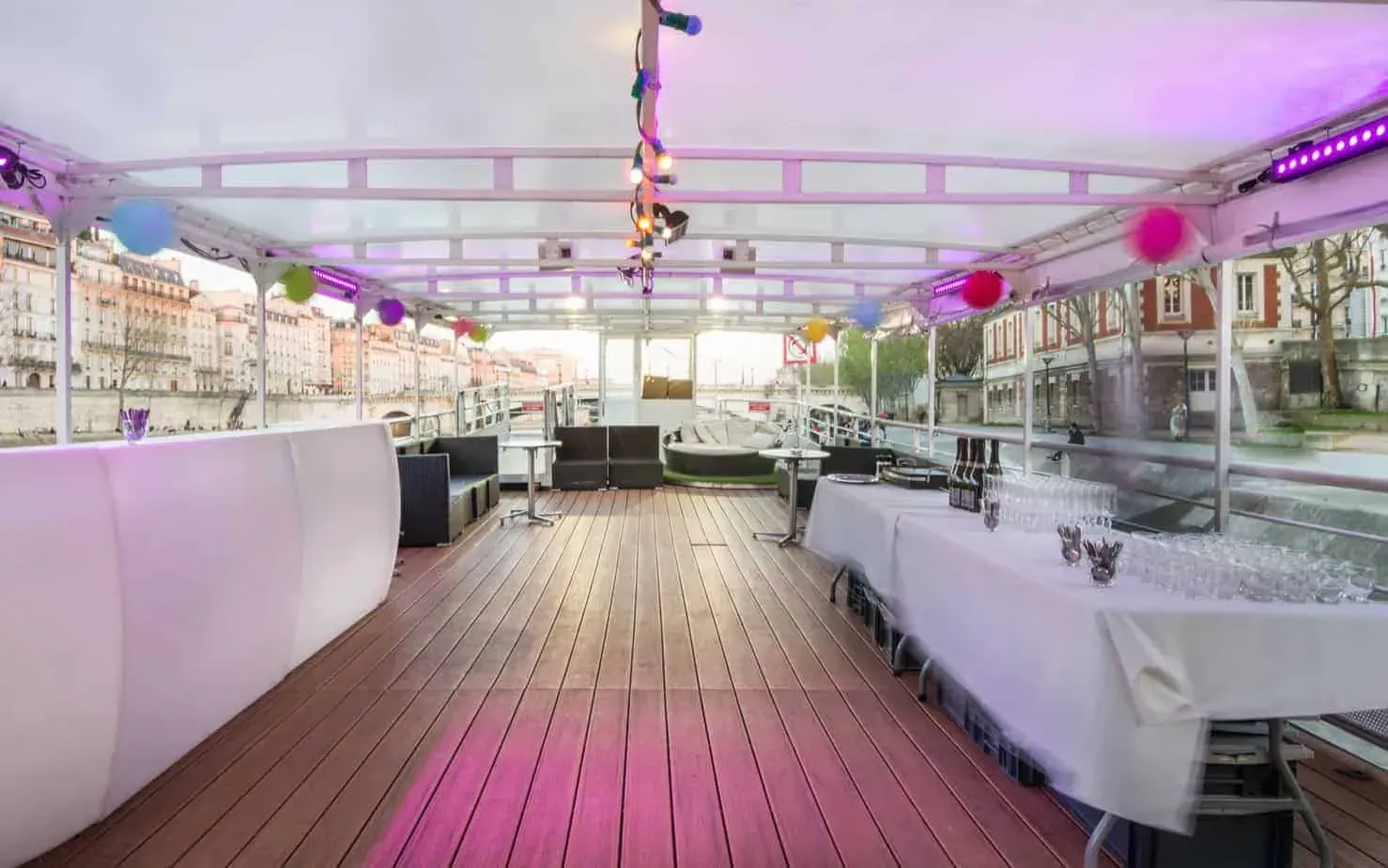 Art Deco Boat, Quai de la Tournelle : lieu de réception et de séminaire à Paris 5e