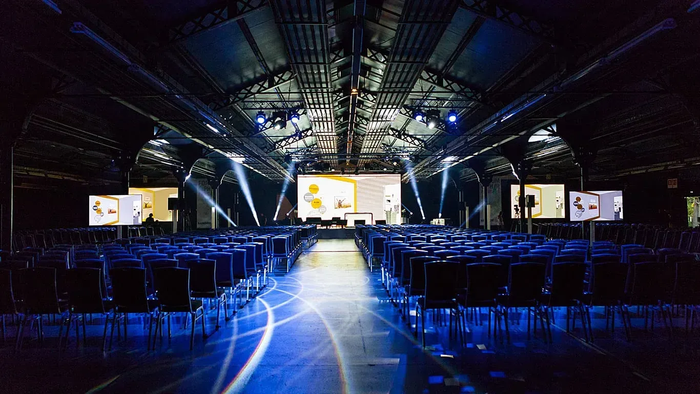 Halle en fer style Baltard, Parc floral: interior and atmosphere, Paris 12e