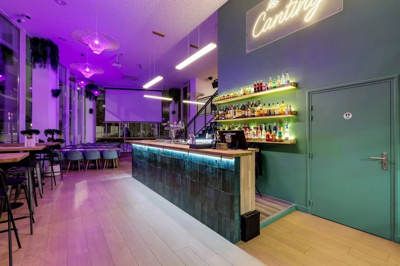 Cangting: interior and atmosphere, Paris 17e