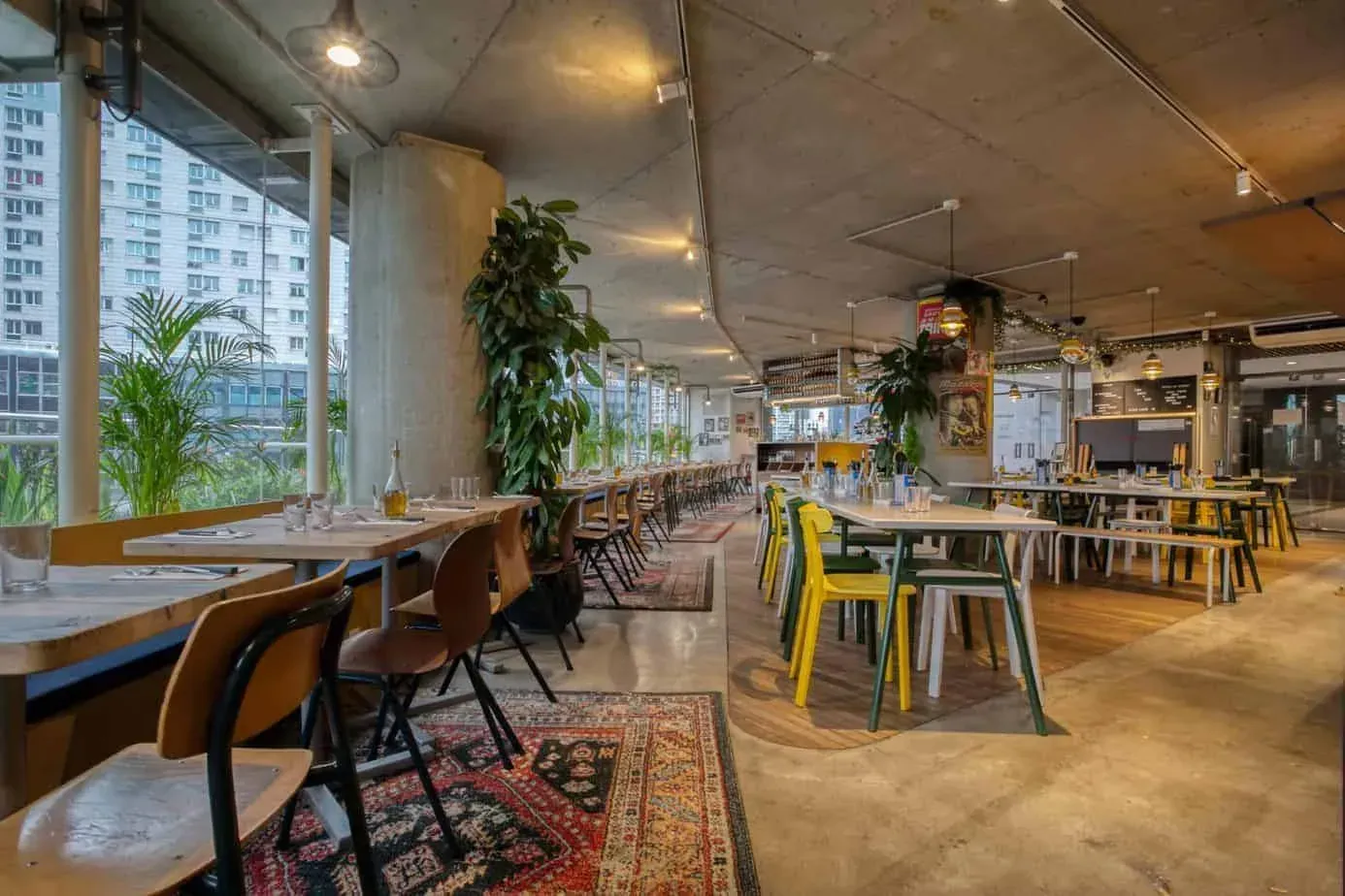 Greenhouse Italian Canteen, Puteaux, vue de la salle principale