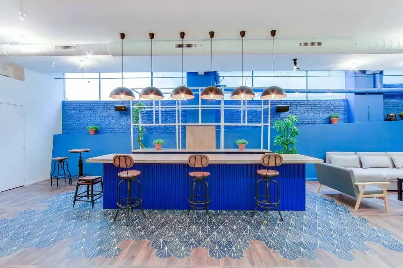 Industrial Chic Venue, Rue des Vinaigriers, unconventional event venue for corporate events in Paris 10e, up to 140 guests