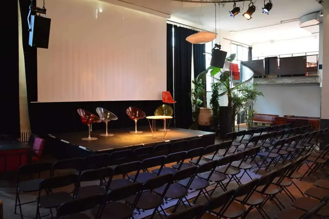 Plateau industriel lumineux, Paris 20e: reception and seminar venue in Paris 20e