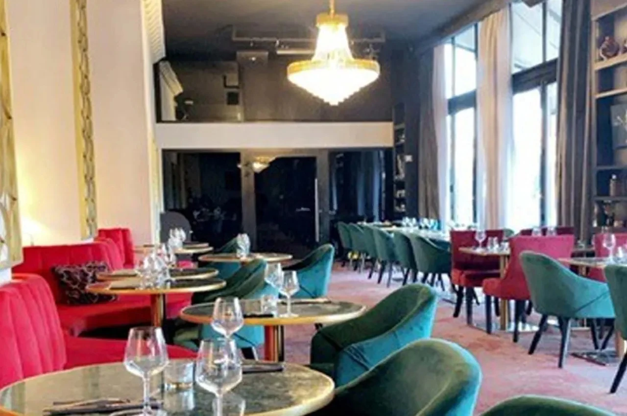 La Rose Bleue: interior and atmosphere, Paris 12e