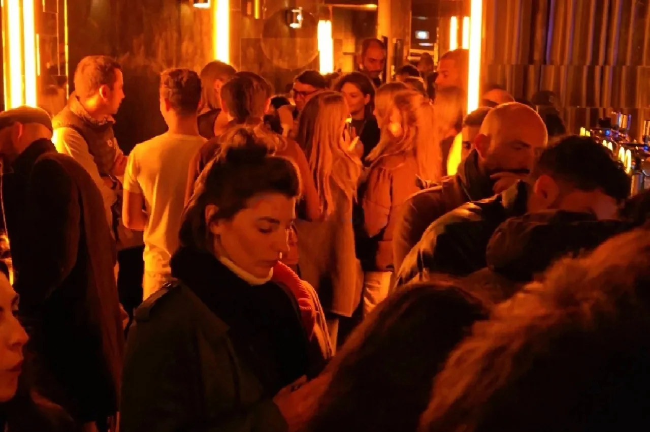 Les Blancs Becs: reception and seminar venue in Paris 9e