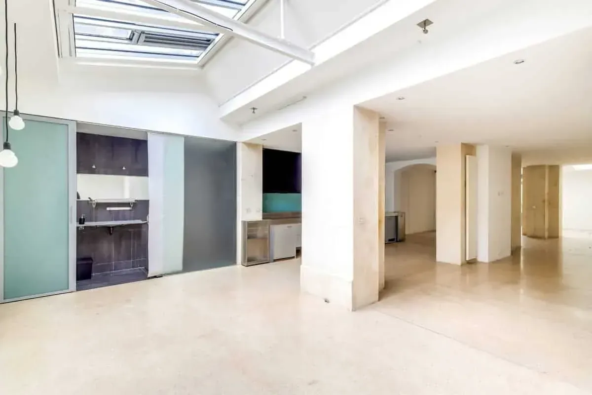 Loft à verrière et cour privée, Marais, Paris : lieu de réception et de séminaire à Marais, Paris