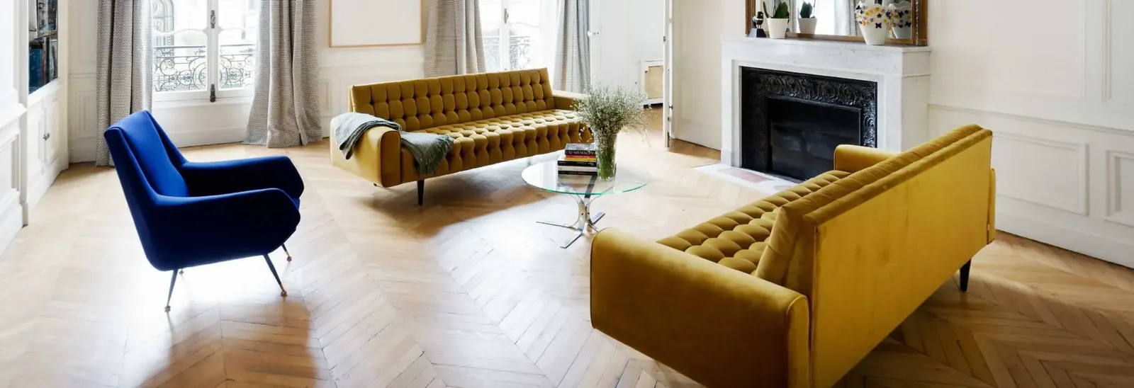 Reception apartment with large rooms near Parc Monceau