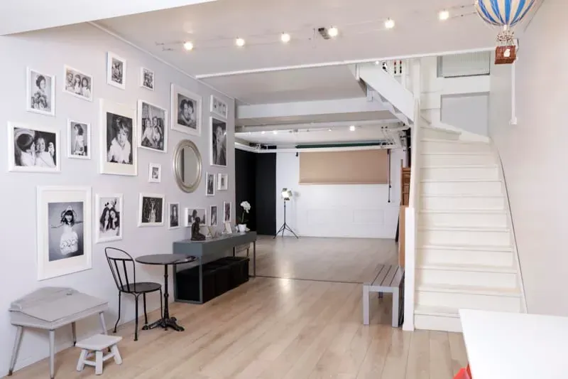 Studio photo et vidéo rue Alain-Chartier: interior and atmosphere, Paris 15e