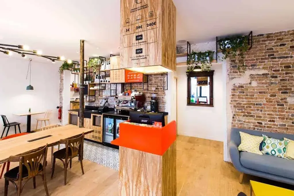 Tropical Industrial Café, Paris 10e: interior and atmosphere, Paris 10e